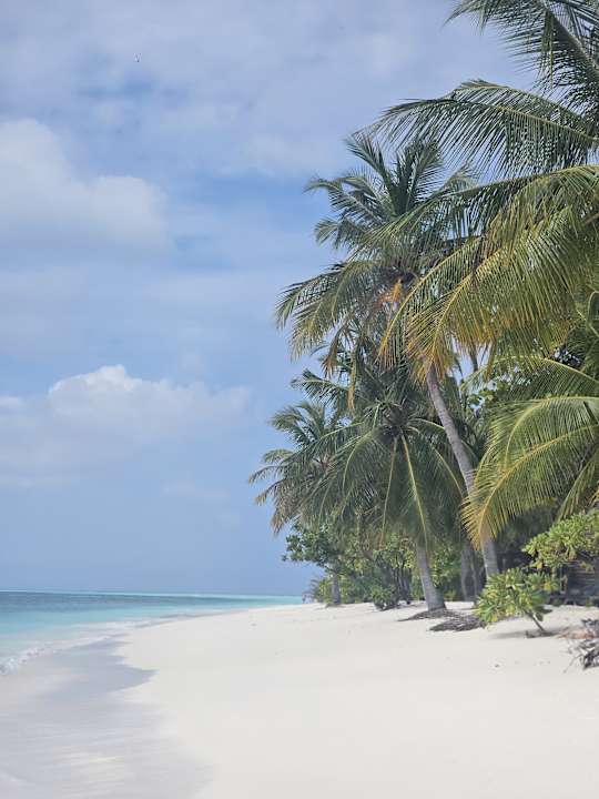 Strand Kuredu Island Resort & Spa