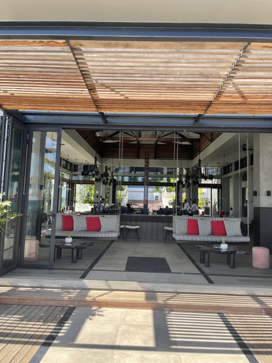 Gastro LUX* Grand Baie Resort & Residences