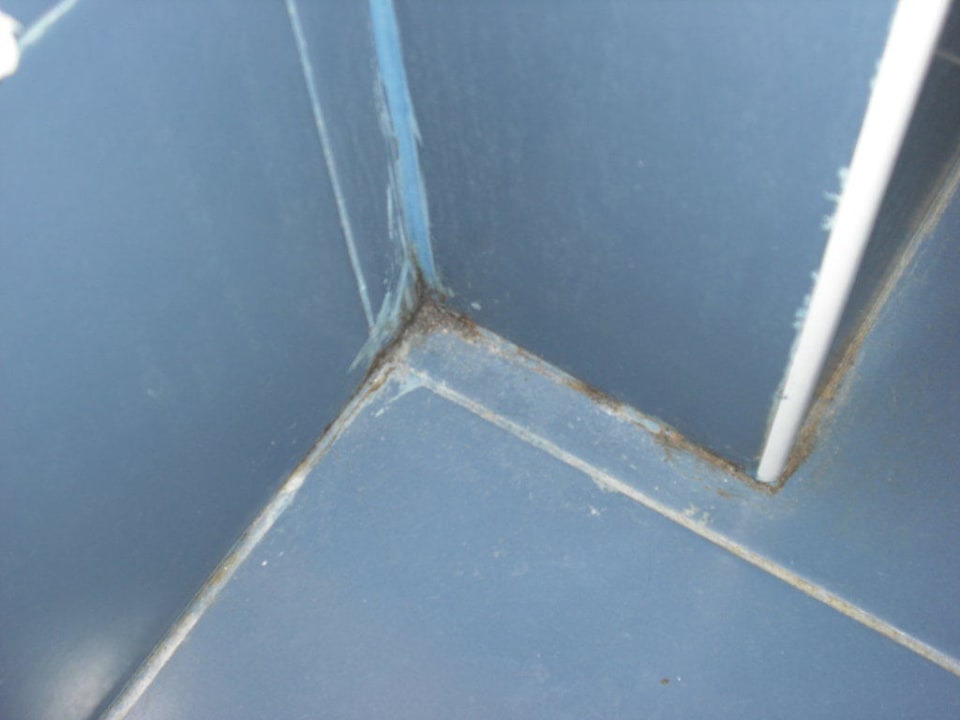 Das schmutzige Badezimmer Hotel Sineva Beach