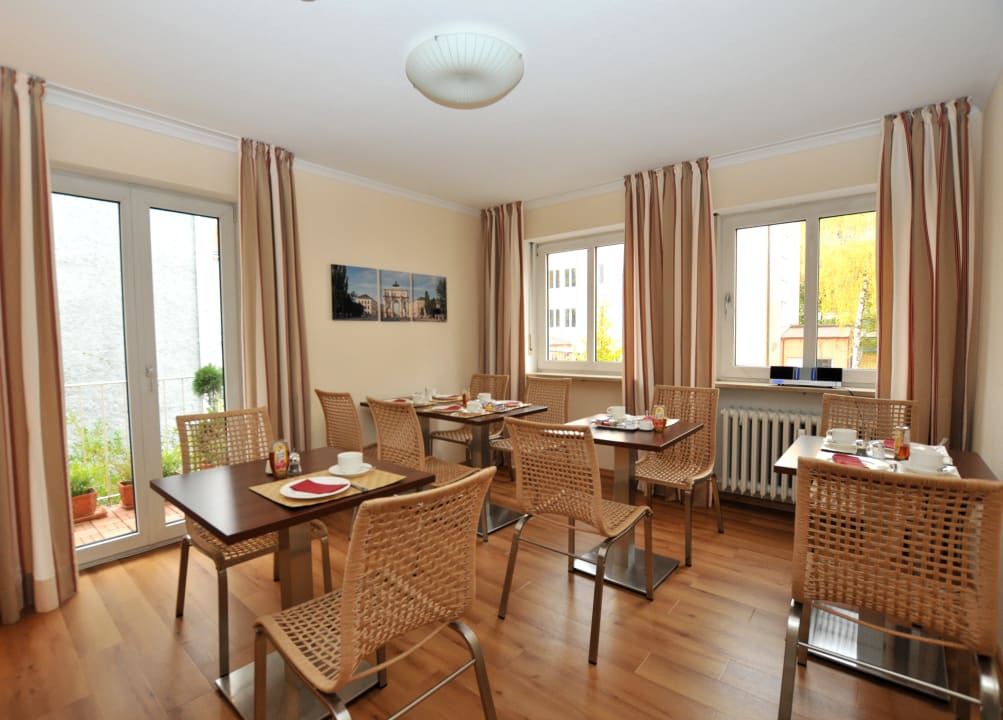 Breakfast Pension Carolin