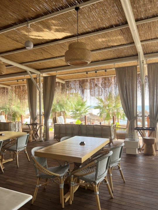 Strand Rubi Platinum Sign