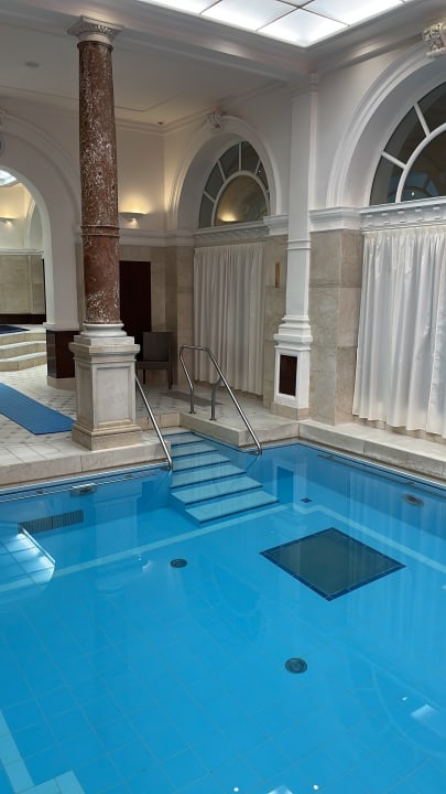 Pool Nové Lázné Ensana Health Spa Hotel