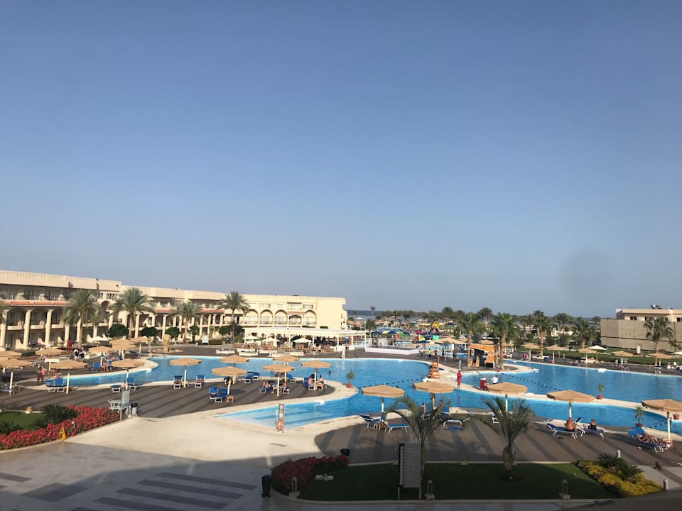 Poollandschaft Pickalbatros Royal Moderna Resort-Sharm El Sheikh