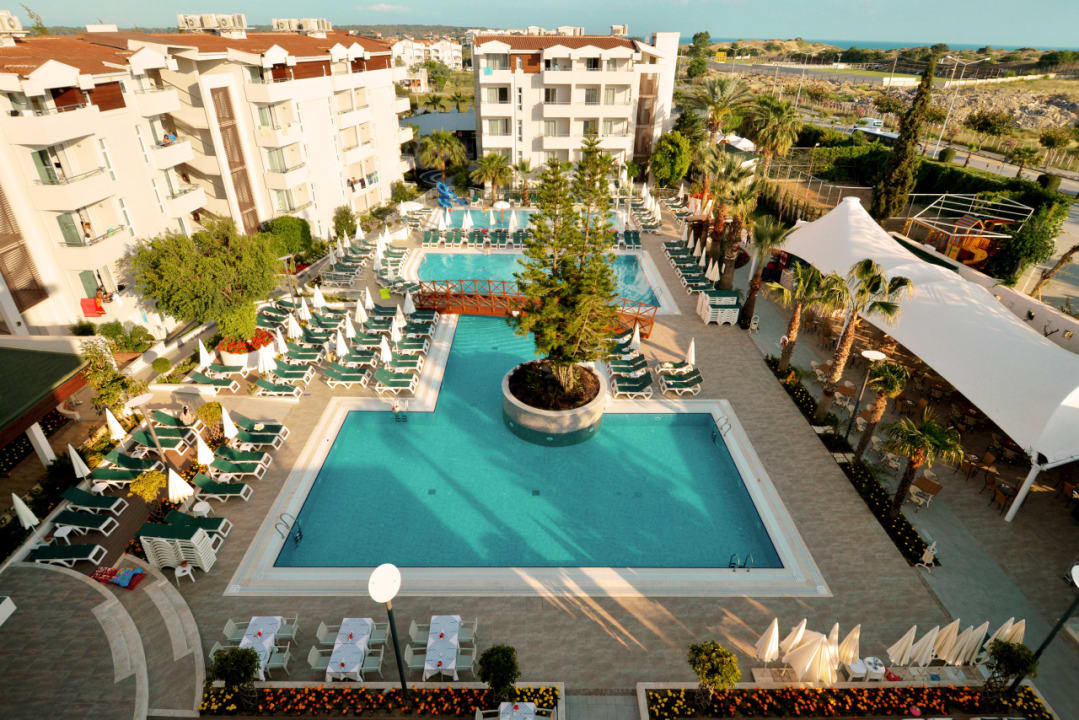 Pool Calimera Side Resort