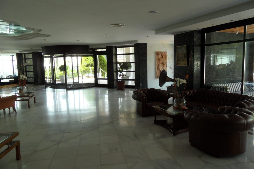 Halle Hotel Serrano Palace