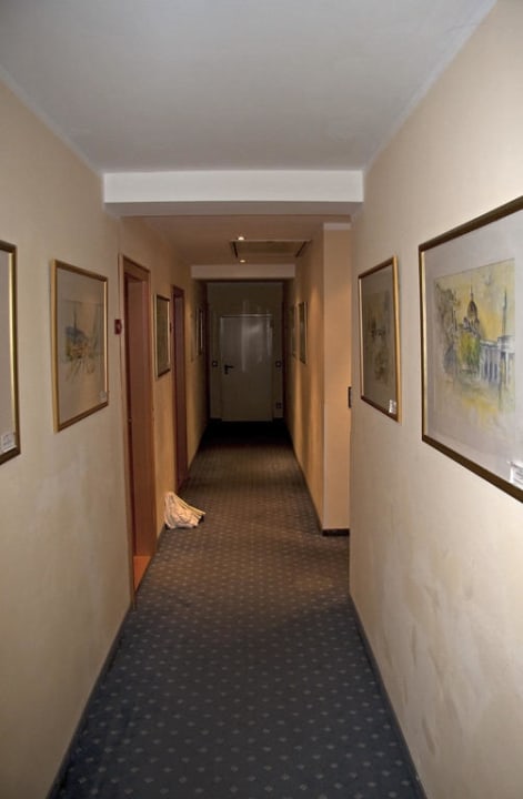 Hotelflur Dachgeschoss Hotel Lilienhof