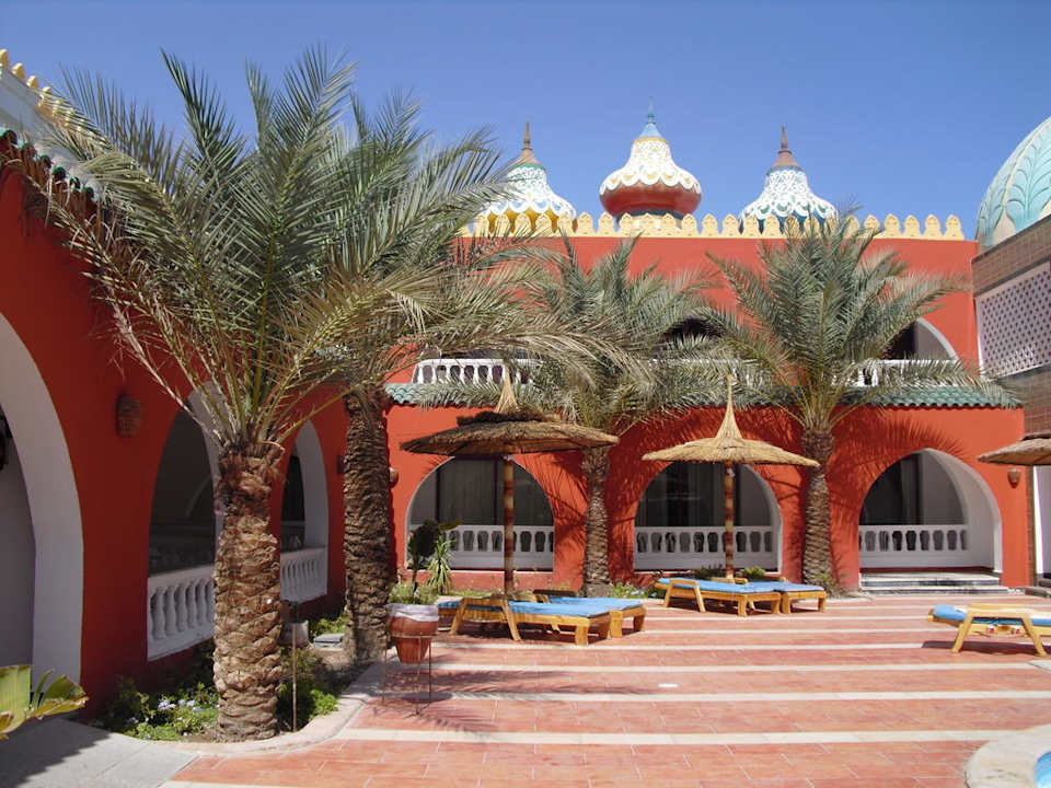 Kleiner Innenhof Pickalbatros Alf Leila Wa Leila Resort - Neverland Hurghada
