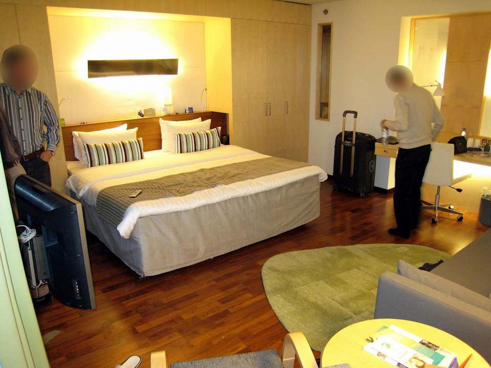 Executive plus room Hilton Helsinki Airport
