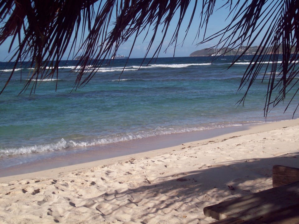 Strand vom Hotel The Islander's Inn