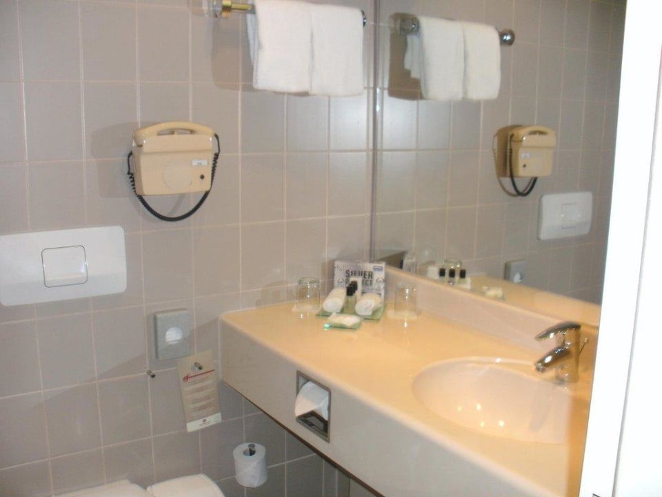 Bad Lindner Hotel Cologne City Plaza, part of JdV by Hyatt