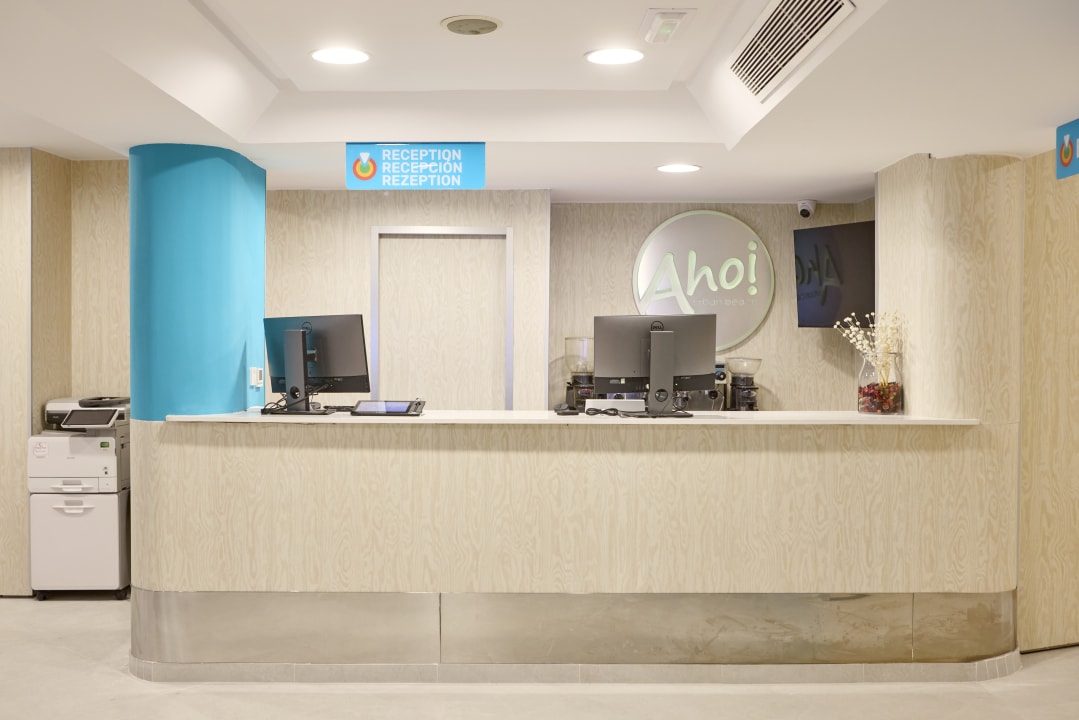 Lobby Ahoi! Urban Beach Hotel