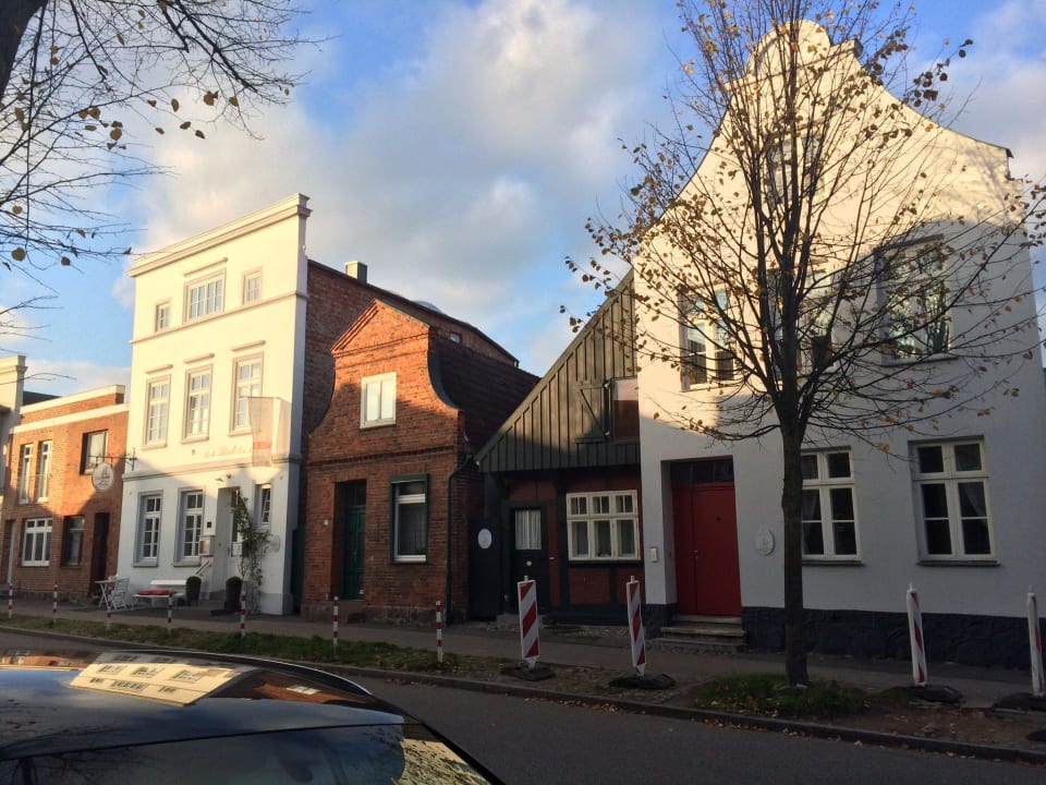 Hotel Lili Marleen mit Kapitänhaus Hotel Lili Marleen