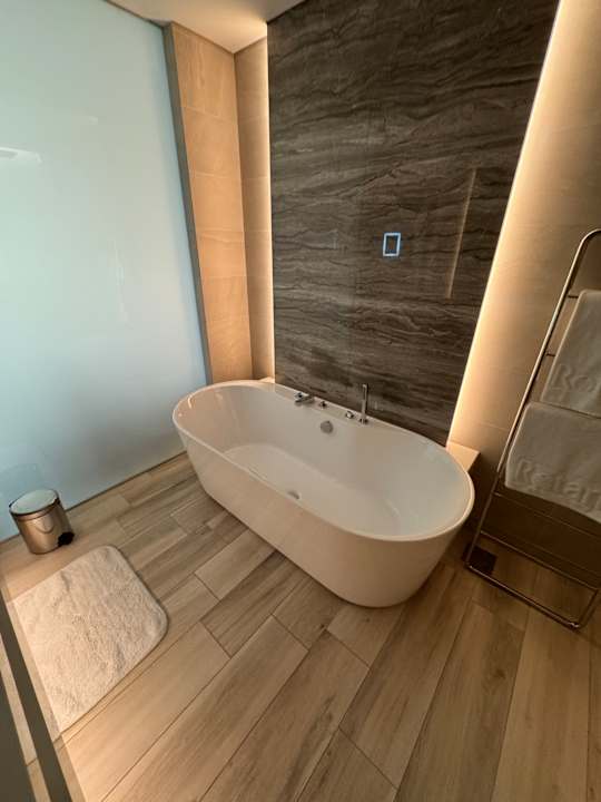 Zimmer Al Bandar Rotana - Creek