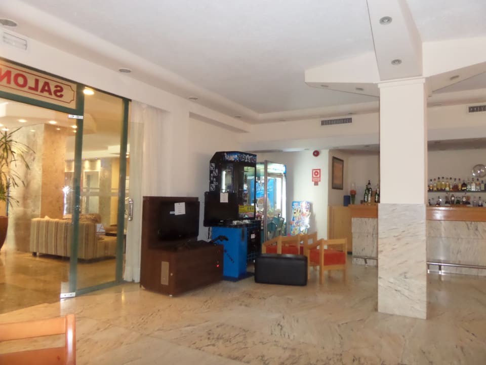 Restaurant Moon Dreams Coral Beach