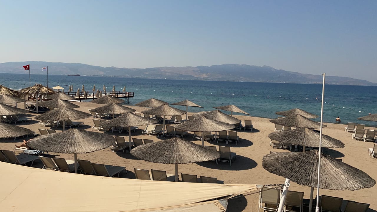 Strand Charm Beach Hotel