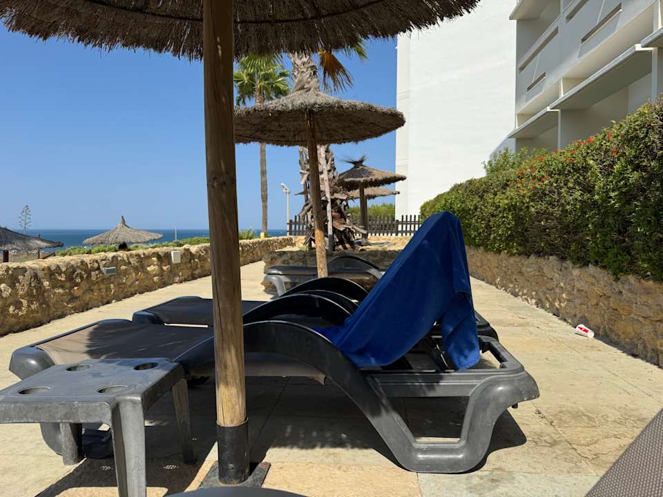 Pool Garbi Costa Luz