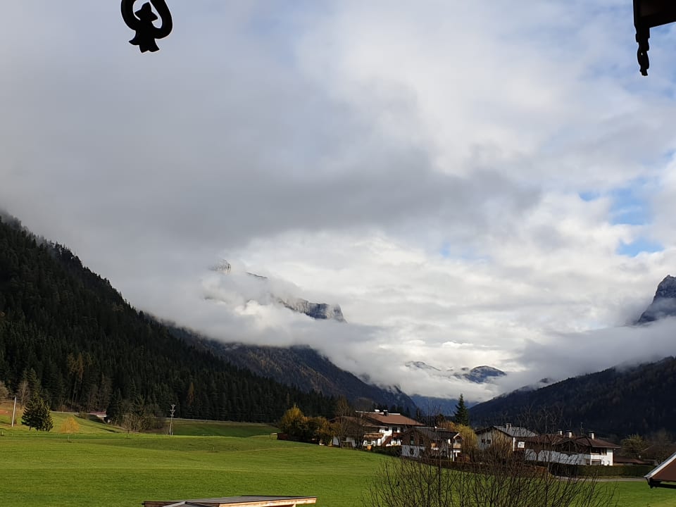 Ausblick Waidringer Hof · 1. Tiroler Glückshotel
