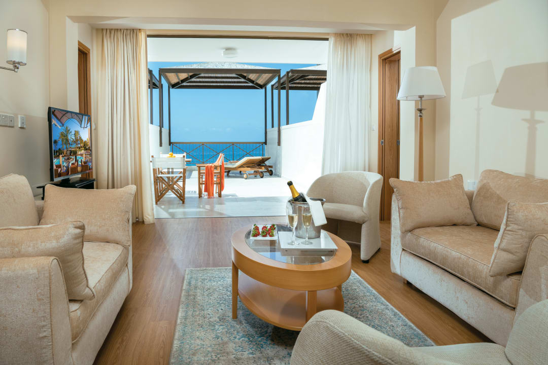 Zimmer Constantinou Bros Athena Beach Hotel