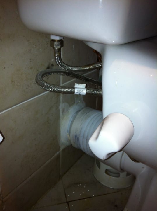 Defekte Toilette Malikia Resort Abu Dabbab