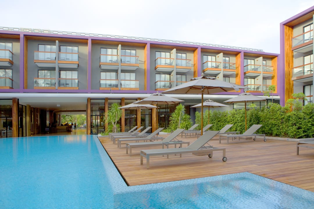 Pool Holiday Inn Express Phuket Patong Beach Central