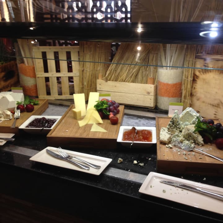 Buffet DoubleTree by Hilton Resort & Spa Marjan Island