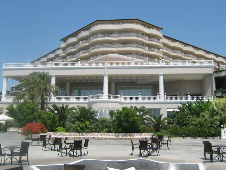 Budynek główny Starlight Resort Hotel