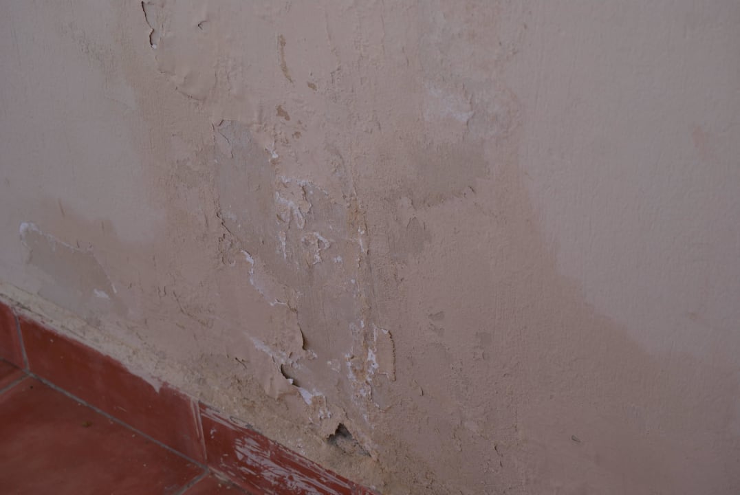 Wände defekt Three Corners Sea Beach Resort