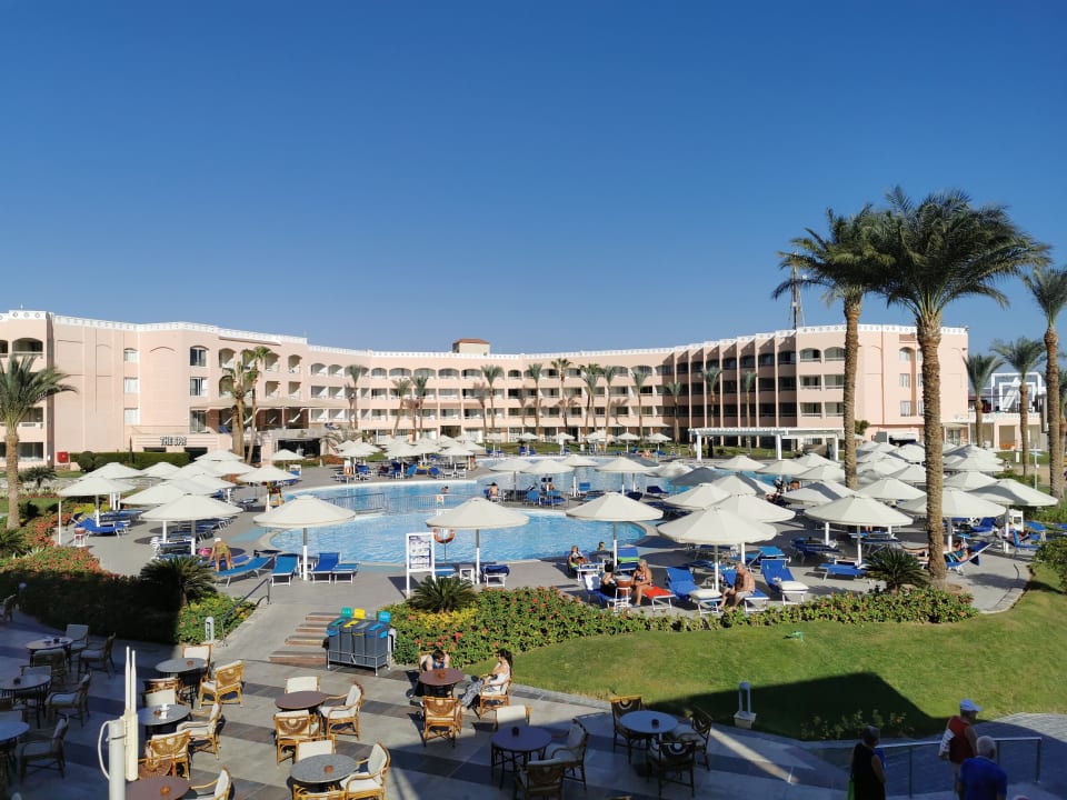 Außenansicht Beach Albatros Resort