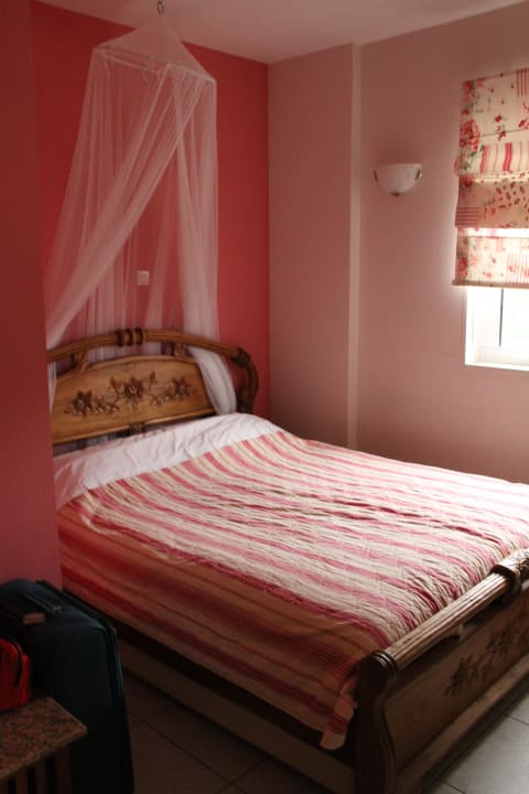 Zimmer Anthemion Suites and Villas