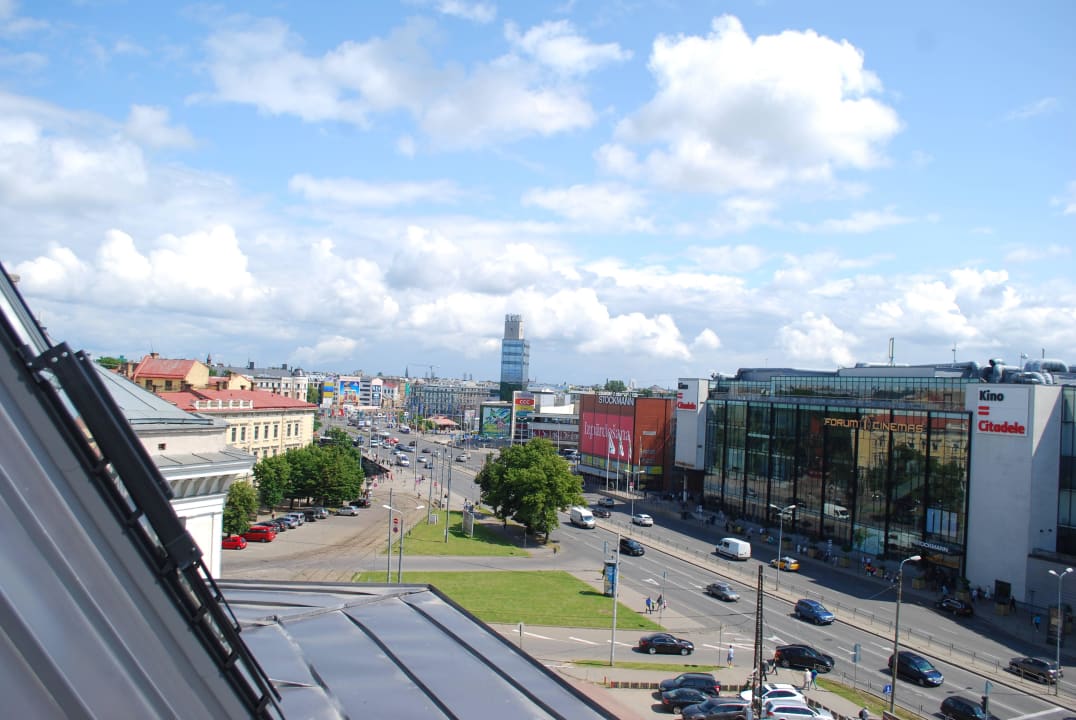 Вид из окна на ж\д вокзал Wellton Riga Hotel & SPA