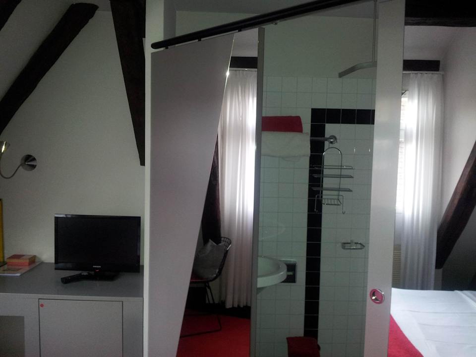 Zum Bad ARTHotel Billie Strauss