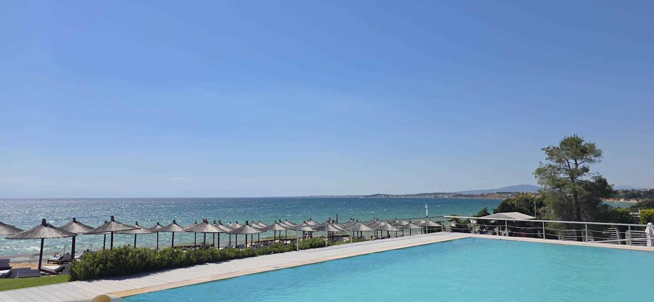 Pool Istion Club & Spa