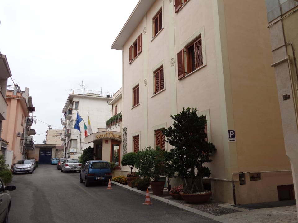Haupthaus Hotel Diana Pompei