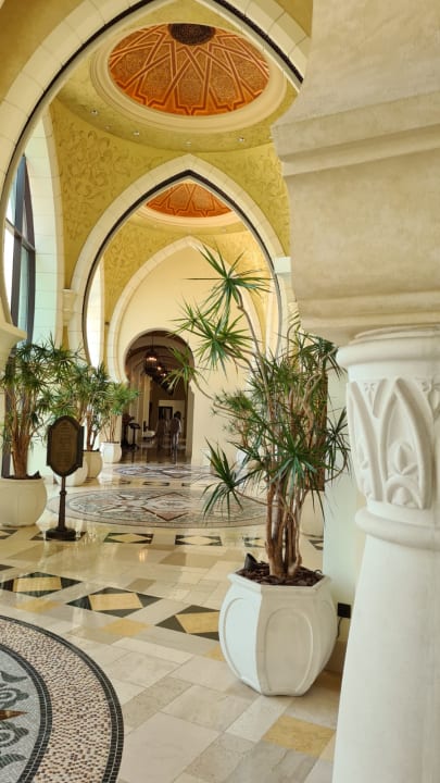 Lobby Arabian Court at One&Only Royal Mirage