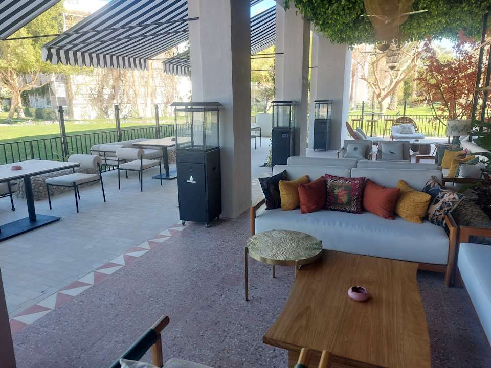 Außenansicht Desert Rose