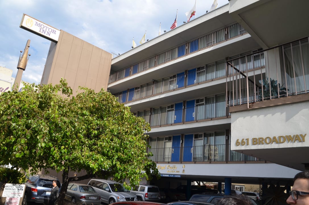 hoteleinfahrt-hotel-royal-pacific-motor-inn-san-francisco