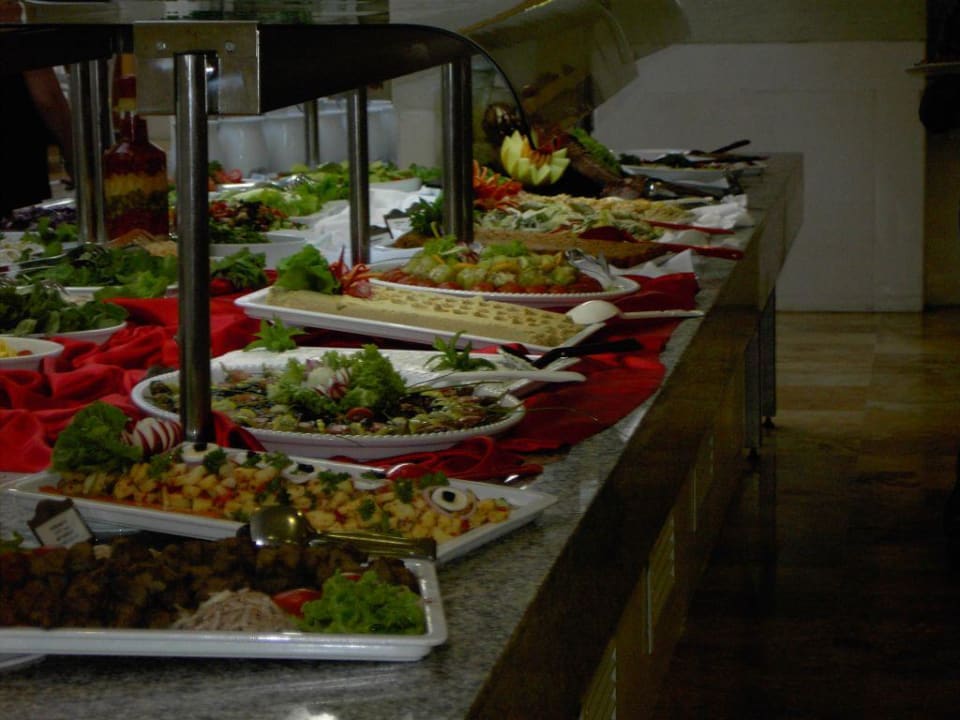 Salatbuffet Lara Barut Collection