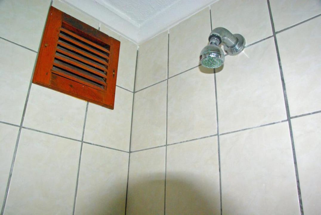 Bad - Lüftung Kamelya Aishen Club