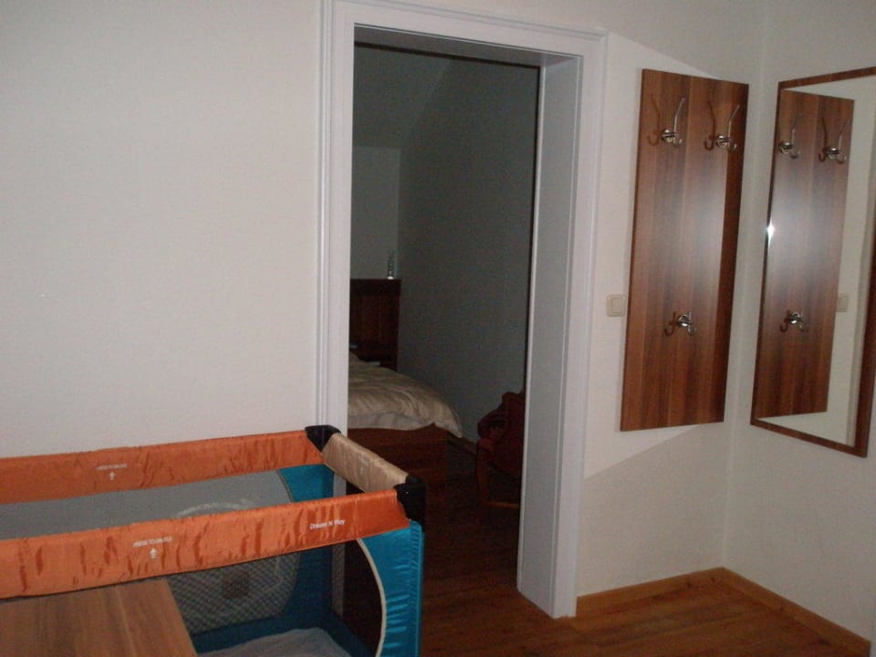 Schlafzimmervorraum Hotel Hof Tütsberg