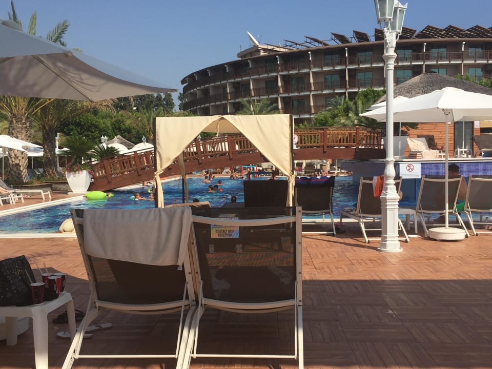 Tolle Liegen Quattro Beach Spa & Resort