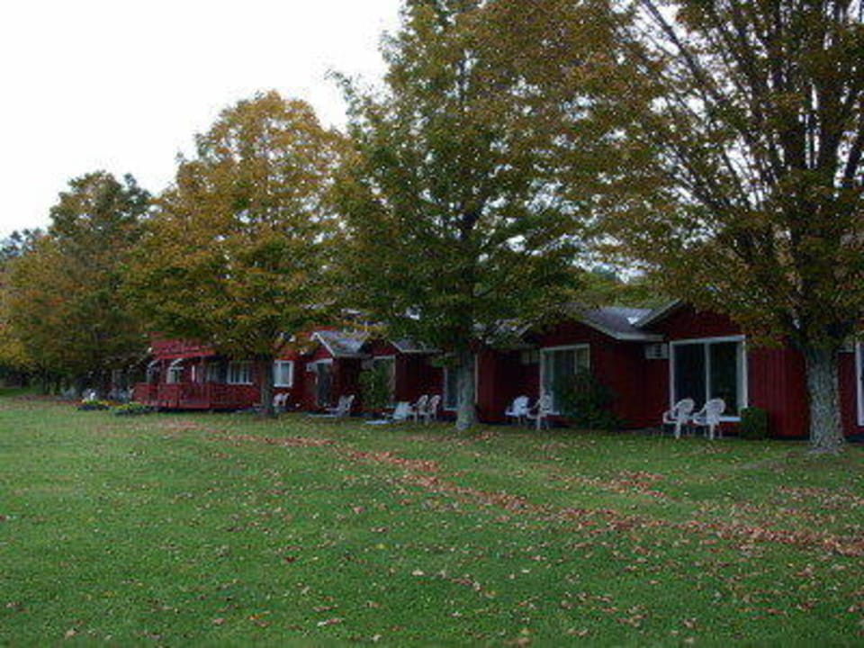 Von hinten North Shire Motel