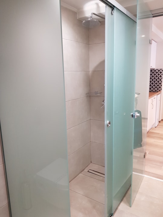 Zimmer Bio Suites Hotel