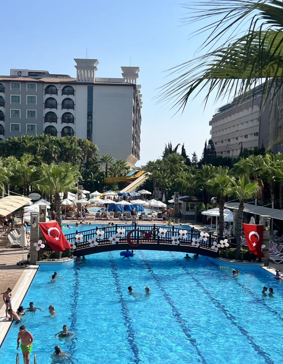 Außenansicht Dizalya Palm Garden