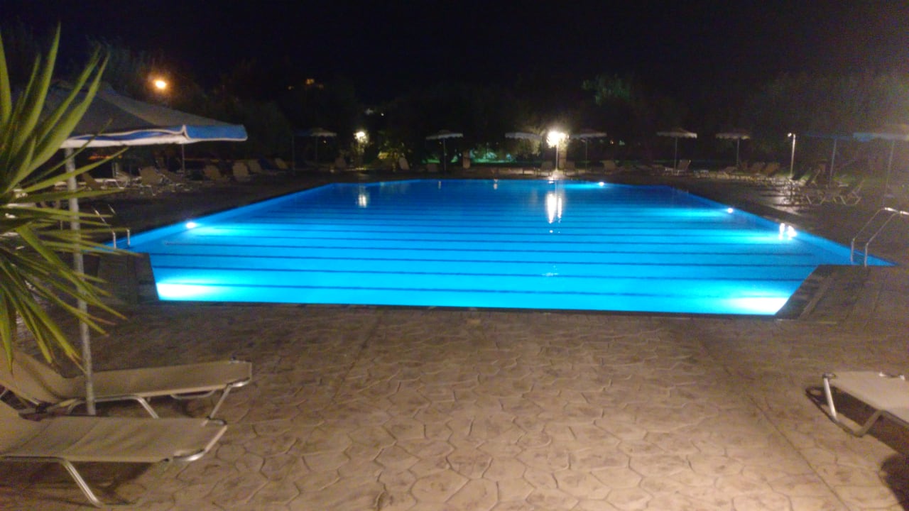 Pool Marianna Palace Hotel