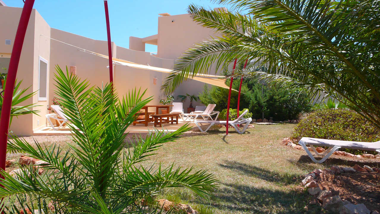 Aussenansicht Viv. Touristica CAN TRES