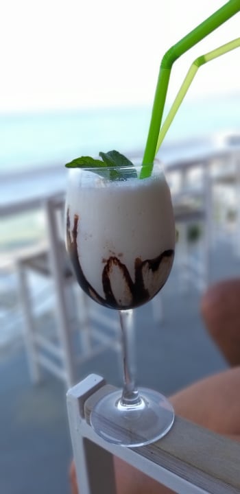 Gastro White Suites Resort