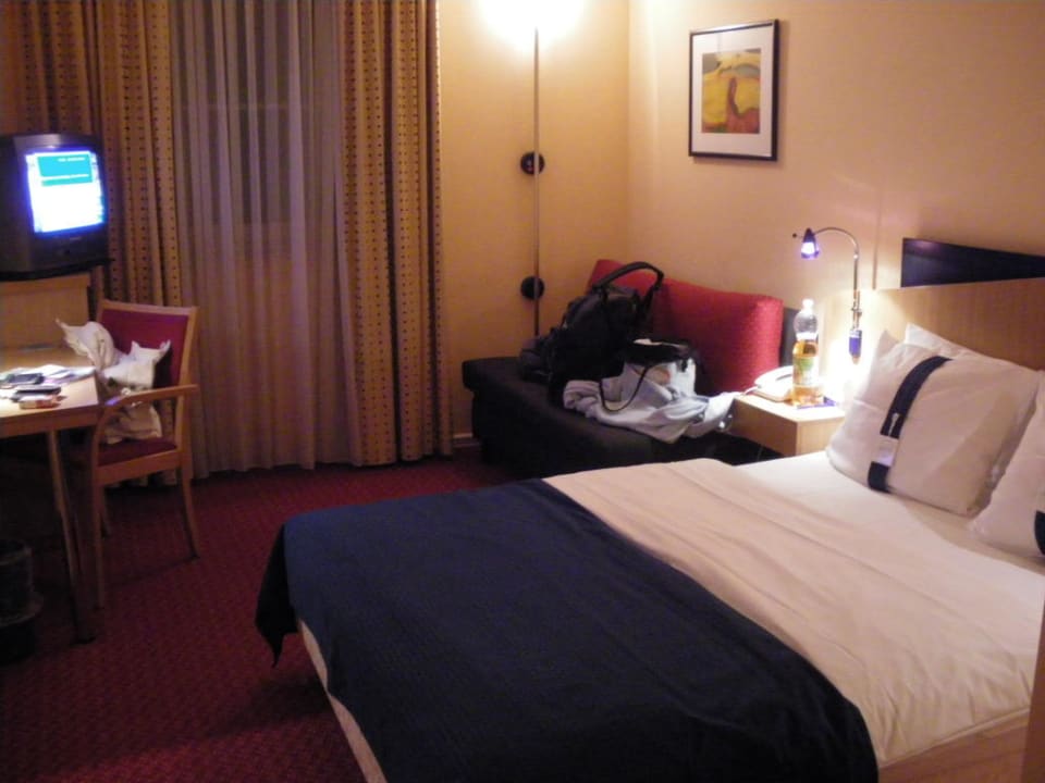 Zimmer Holiday Inn Express Frankfurt - Airport