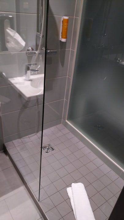 Zimmer Super 8 by Wyndham Munich City West