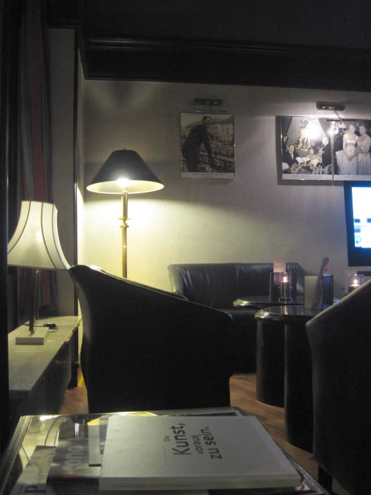 Die gemütliche Hotelbar Schlosshotel Karlsruhe
