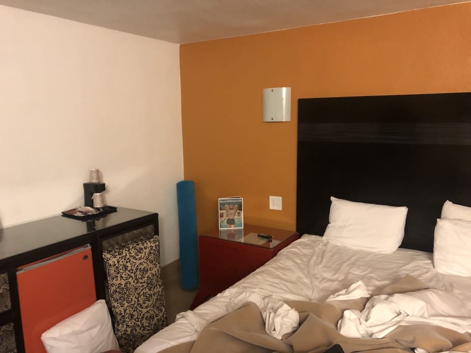 Zimmer Hotel Knights Inn Palm Springs